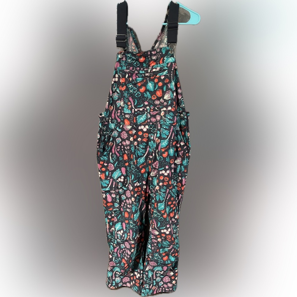 Duluth Trading Co Vegetable Print Overalls Size L